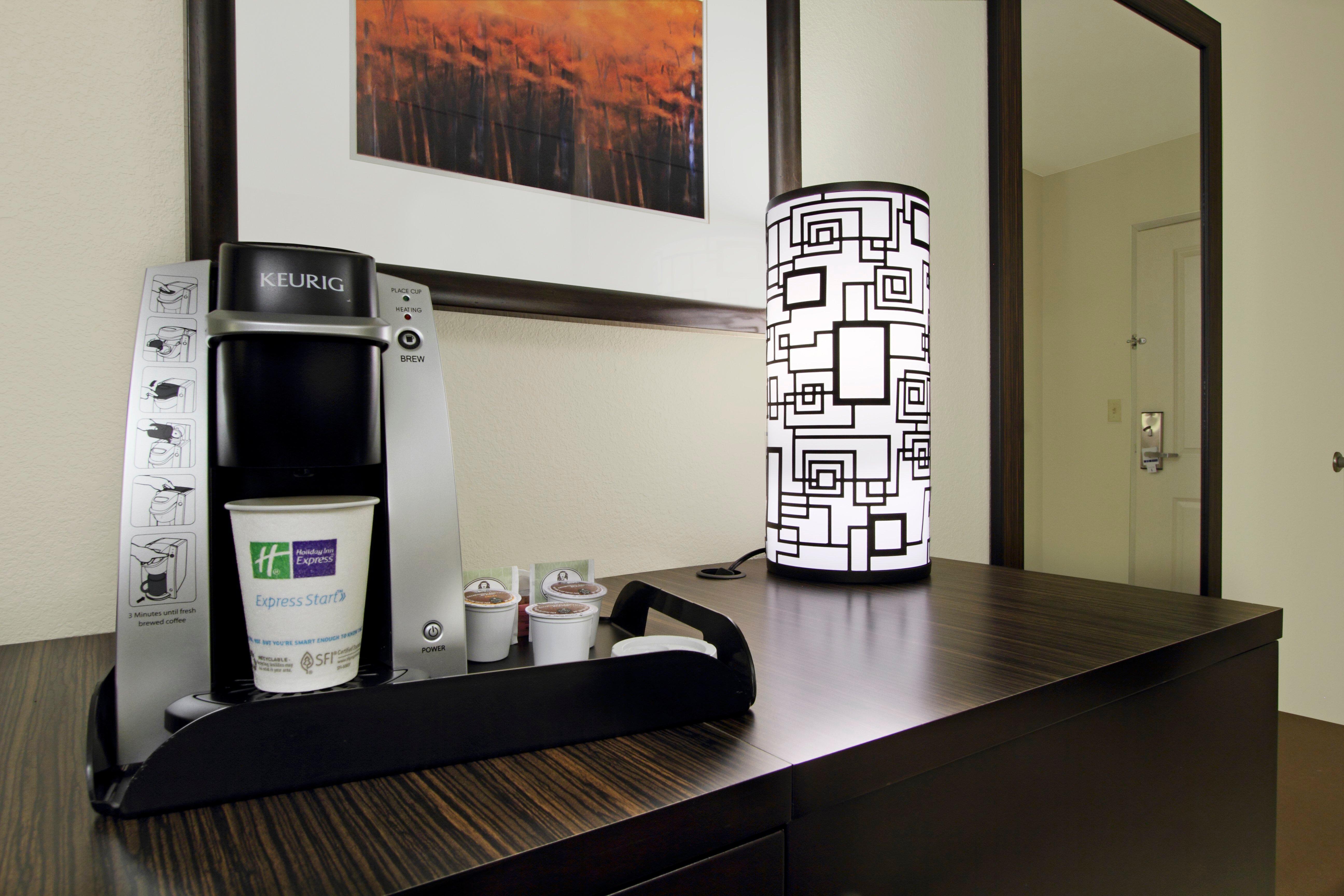 Holiday Inn Express - Colorado Springs - First & Main By Ihg Екстериор снимка