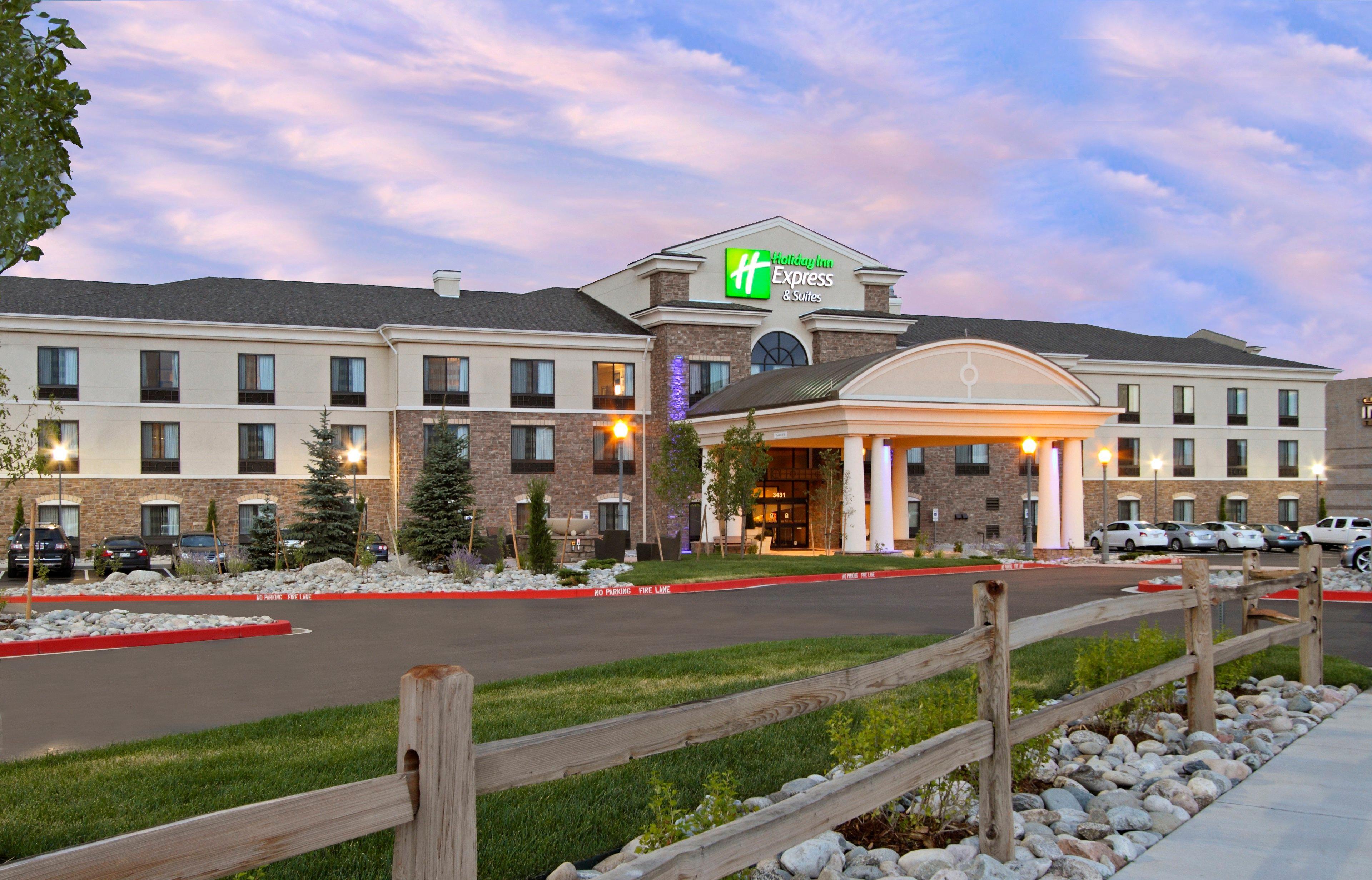 Holiday Inn Express - Colorado Springs - First & Main By Ihg Екстериор снимка