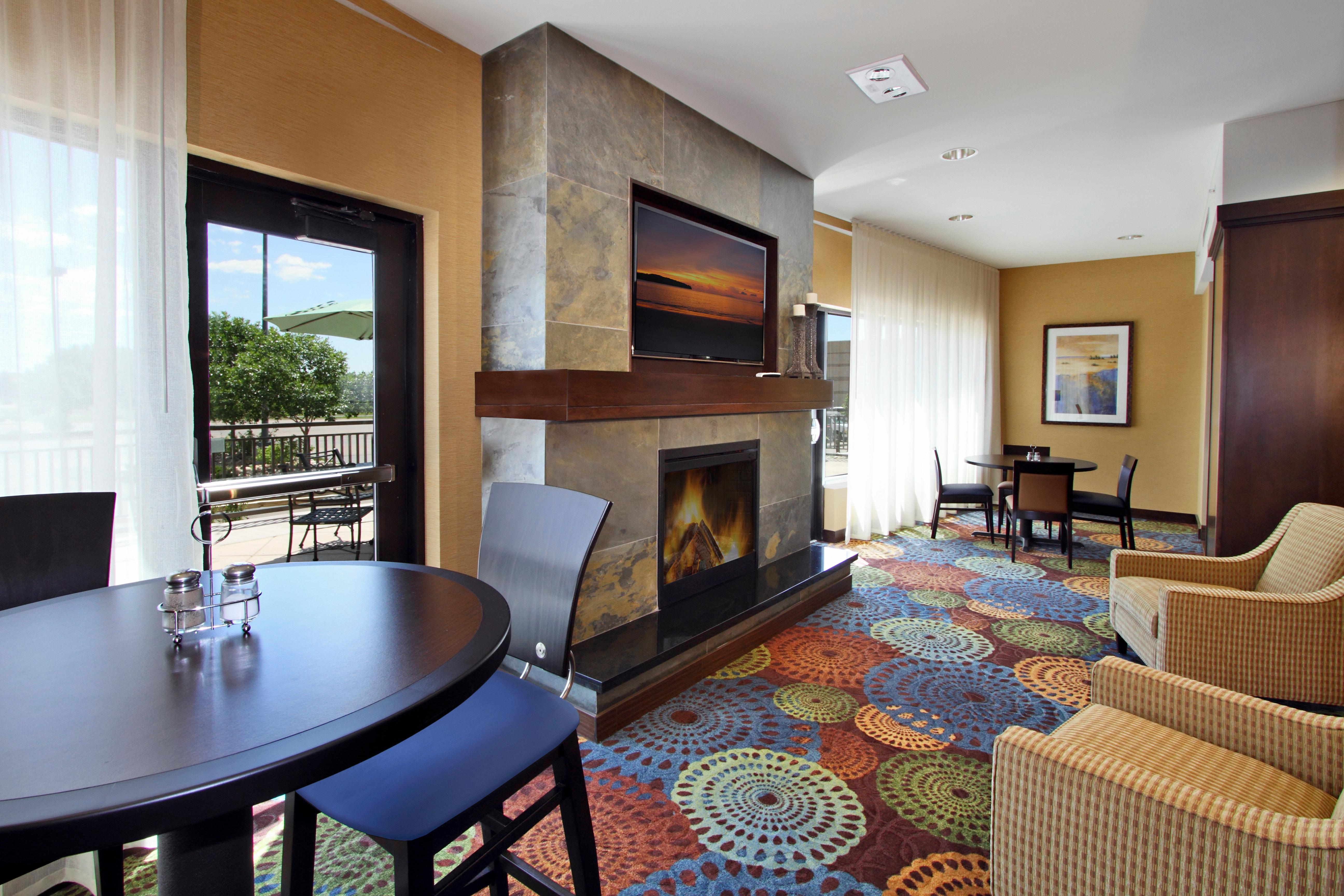 Holiday Inn Express - Colorado Springs - First & Main, An Ihg Hotel Екстериор снимка