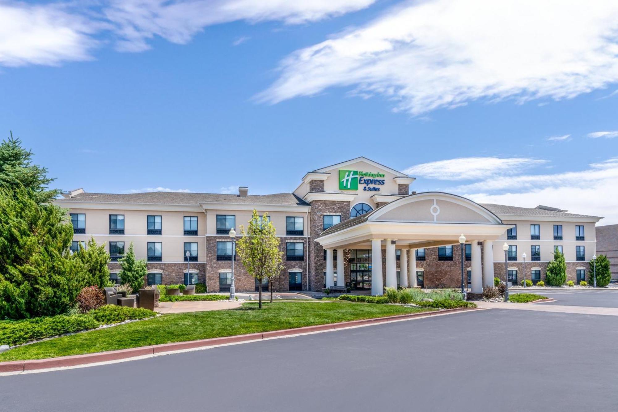 Holiday Inn Express - Colorado Springs - First & Main By Ihg Екстериор снимка