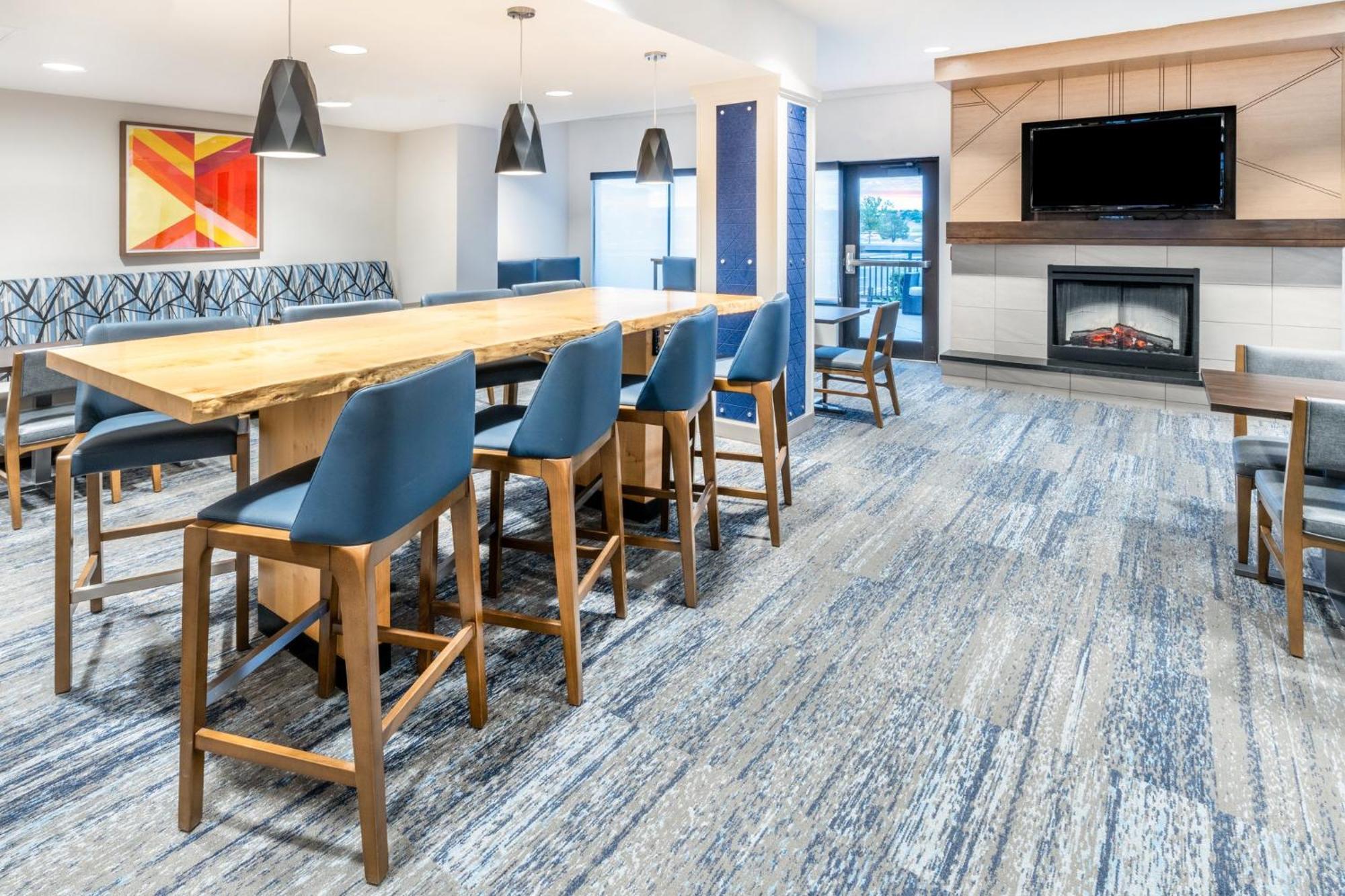 Holiday Inn Express - Colorado Springs - First & Main By Ihg Екстериор снимка