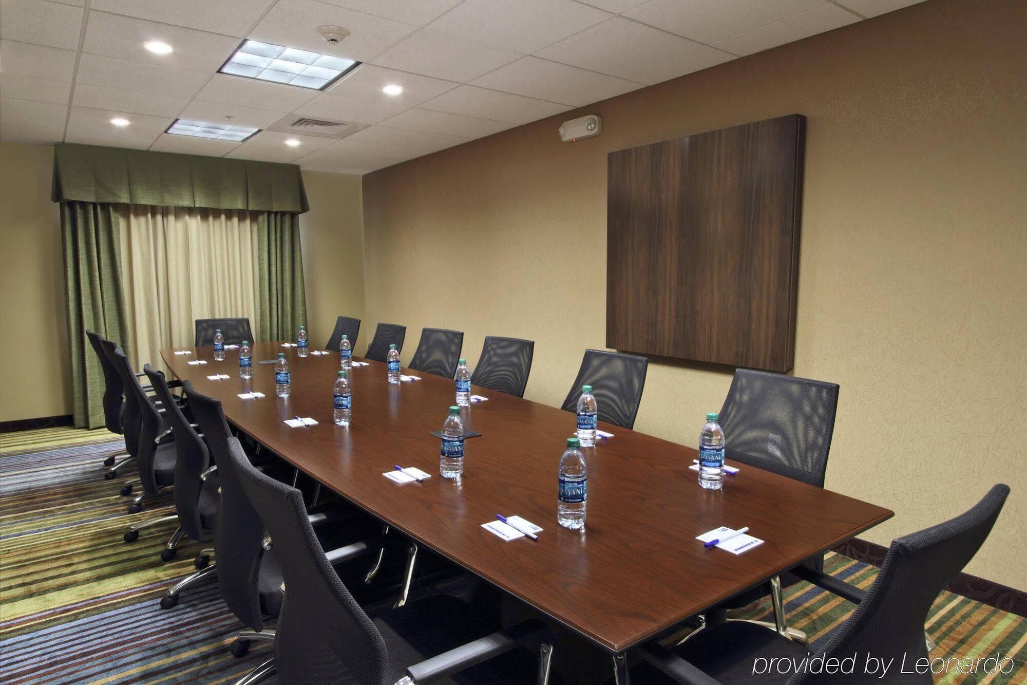 Holiday Inn Express - Colorado Springs - First & Main By Ihg Екстериор снимка